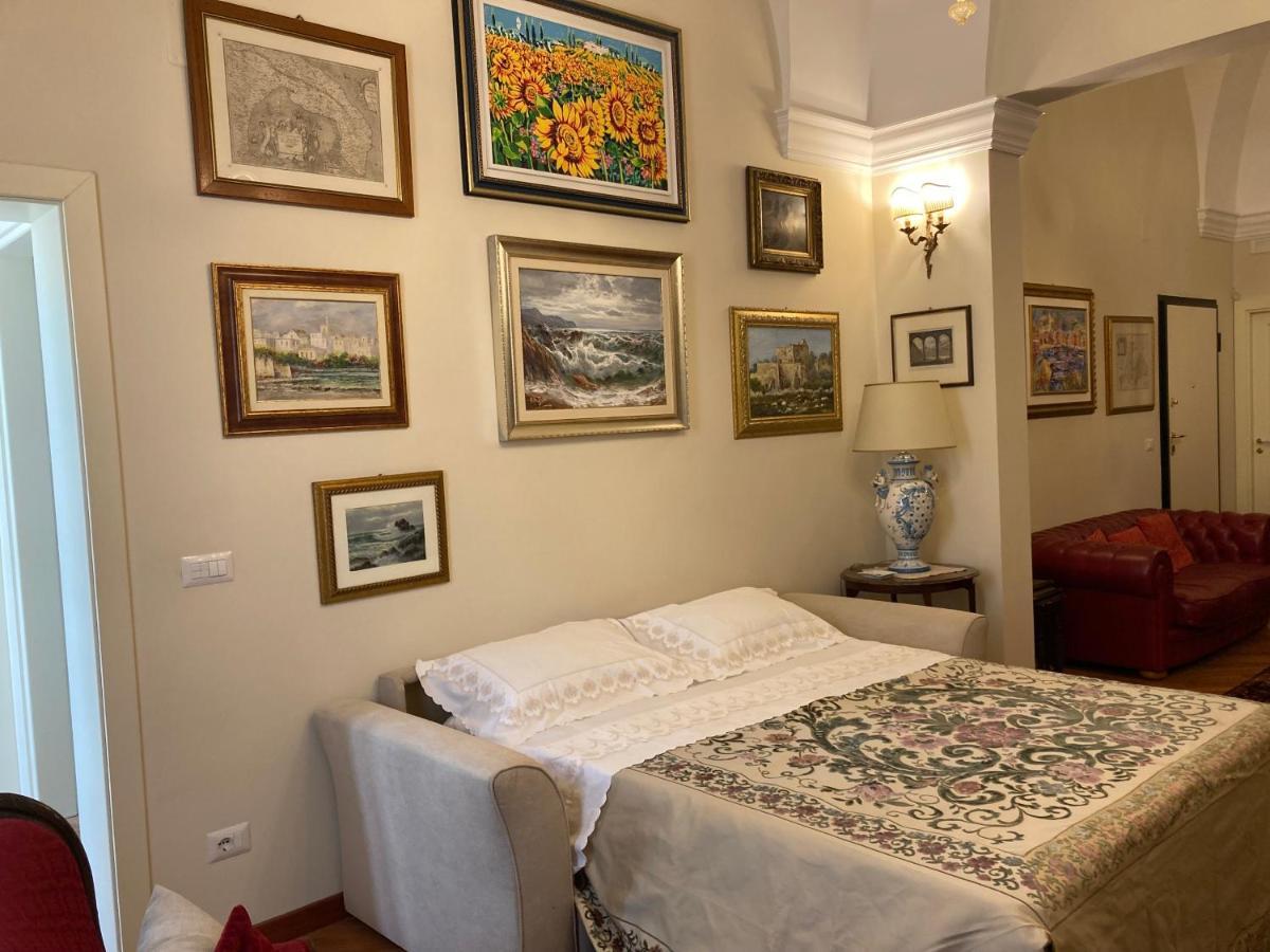 B&B Ai Due Santi Лечче Екстер'єр фото
