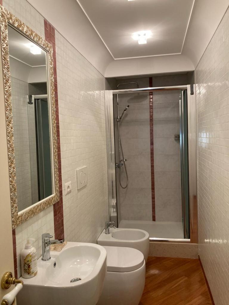 B&B Ai Due Santi Лечче Екстер'єр фото